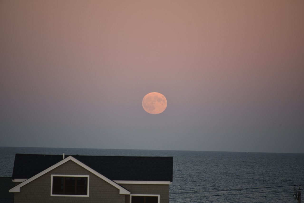Moonrise 092715 .jpg