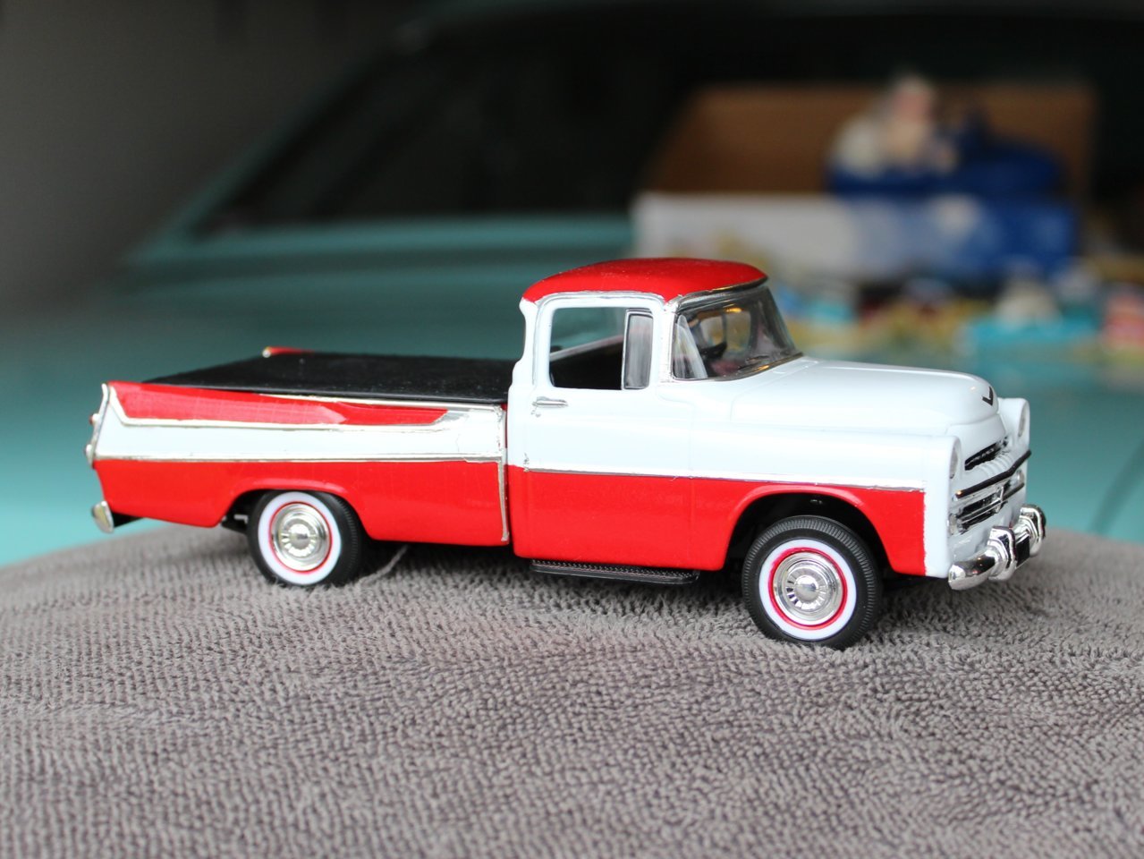 MORE CARS 036.jpg