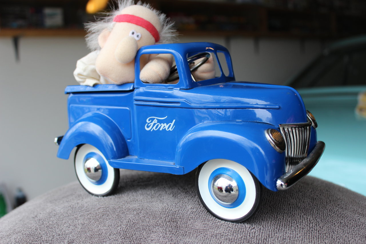 MORE CARS 087.jpg