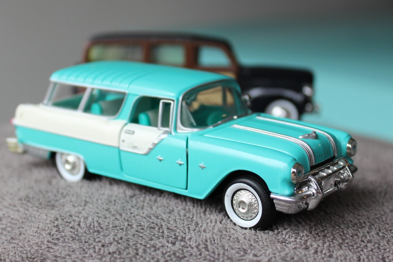 MORE CARS 102.jpg