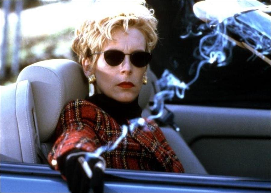 mother-s-boys-1994-jamie-lee-curtis.jpg