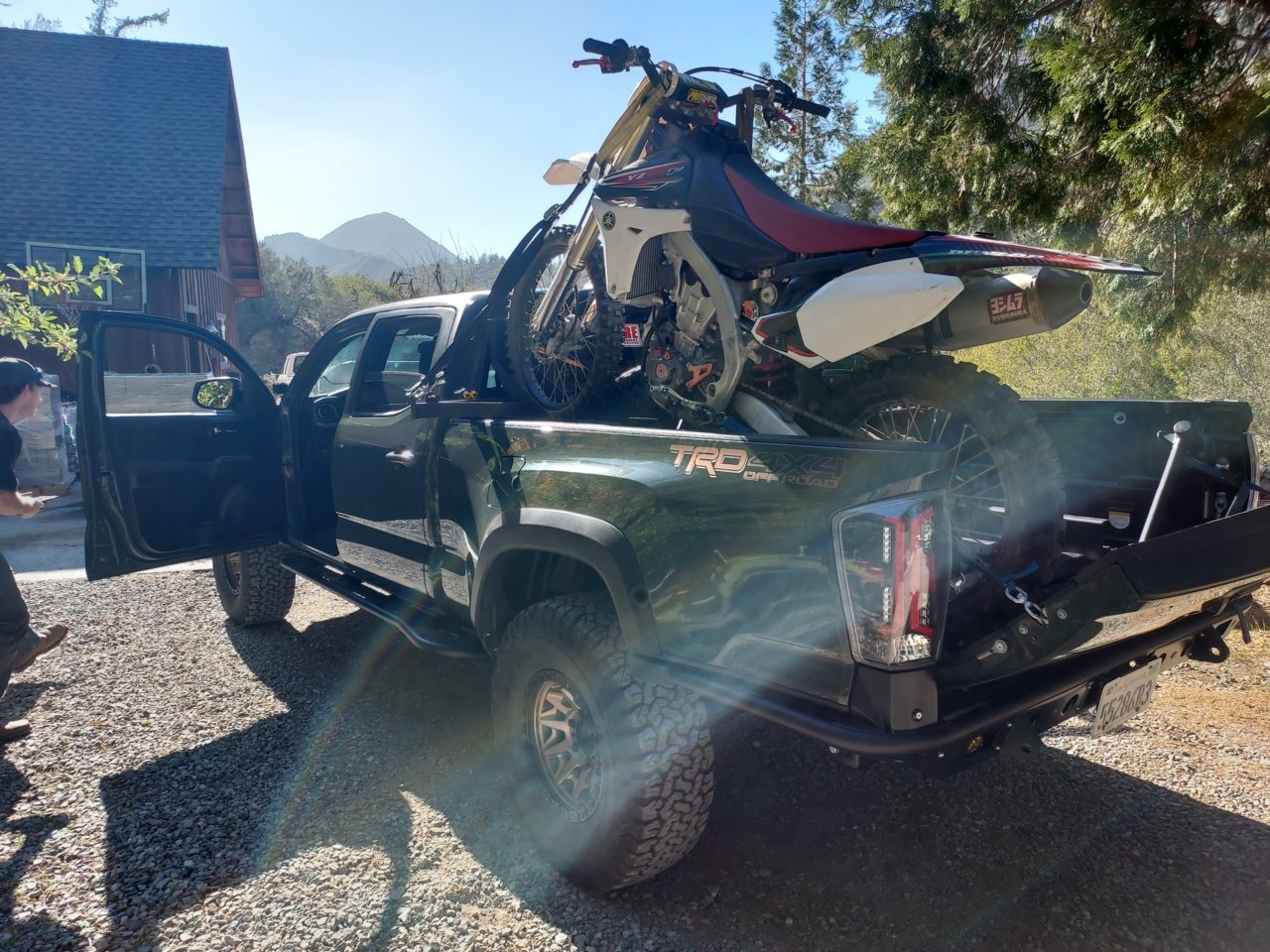 MOTO1.jpg