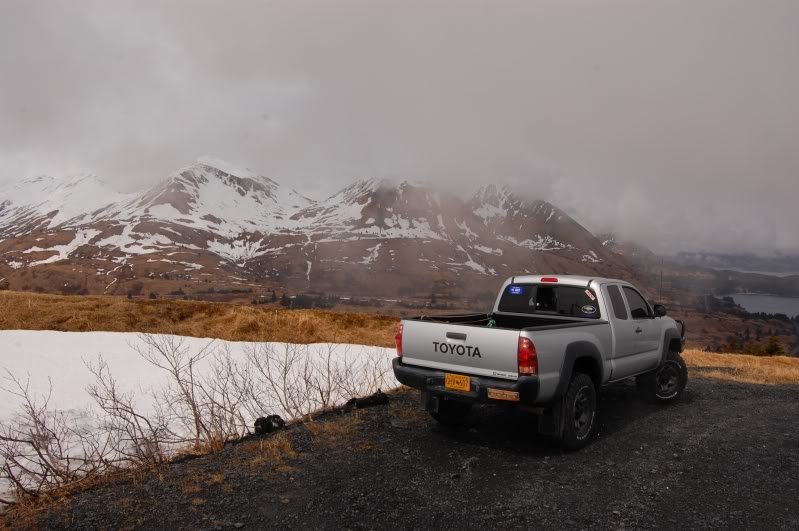 Mountains-2_d1efbd4884b8c20eb41bd45c5606d37ebf21b07e.jpg