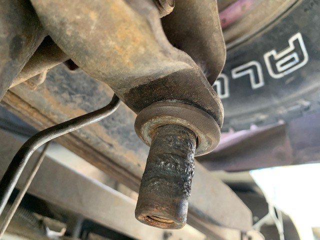 mounting post1.jpg