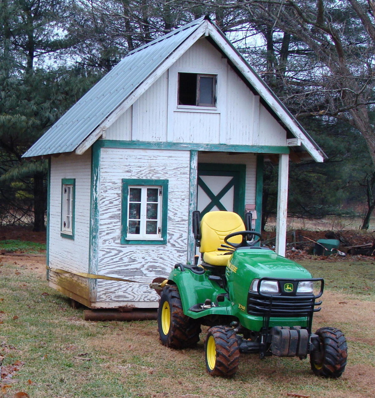 moving the playhouse 001 (2).jpg