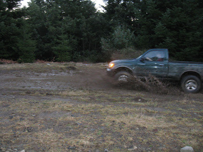 mud%20puddle_c6d5d83974f827dd0a1a883d51f1bf0d42b4986d.jpg