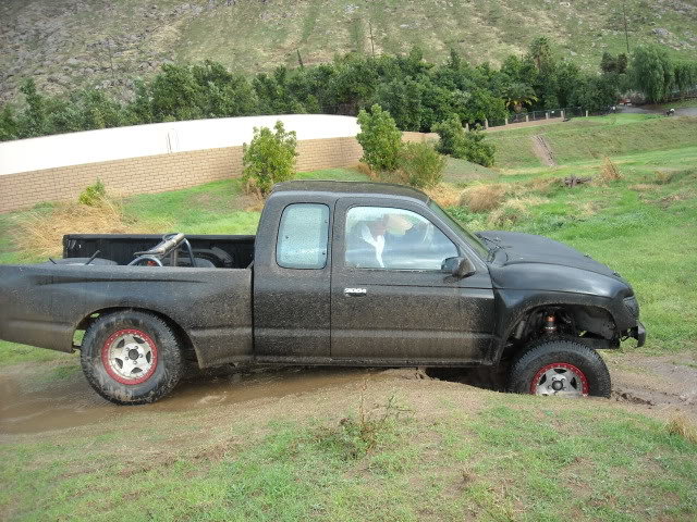 mud007_09b808d8b360cfb990144c1ed171312bcd883078.jpg