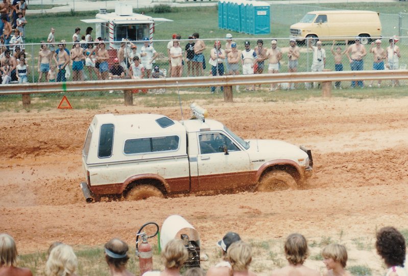 MuddingGa.jpg