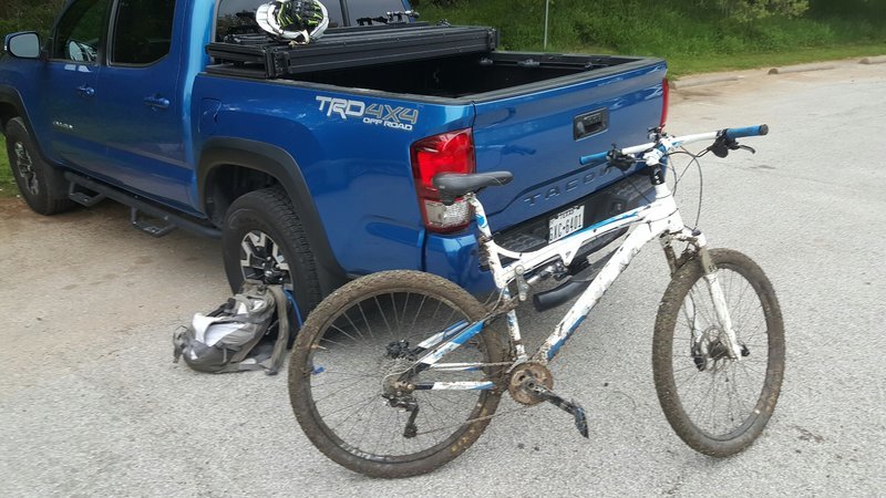 Muddy bike1.jpg