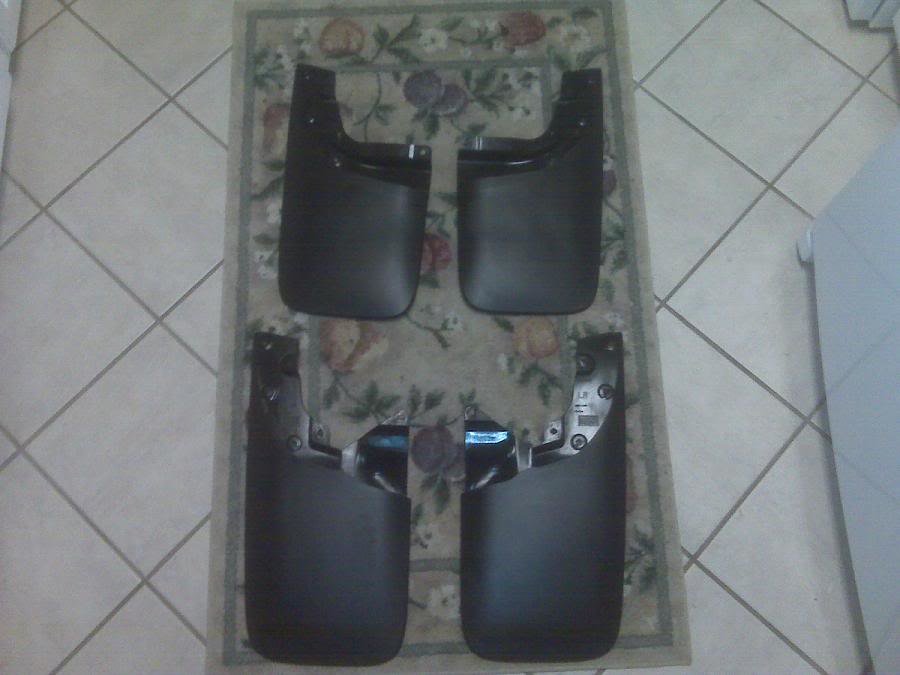 MudFlaps_11f43f07e17b98ad500a3b4c7750d1f72d182033.jpg