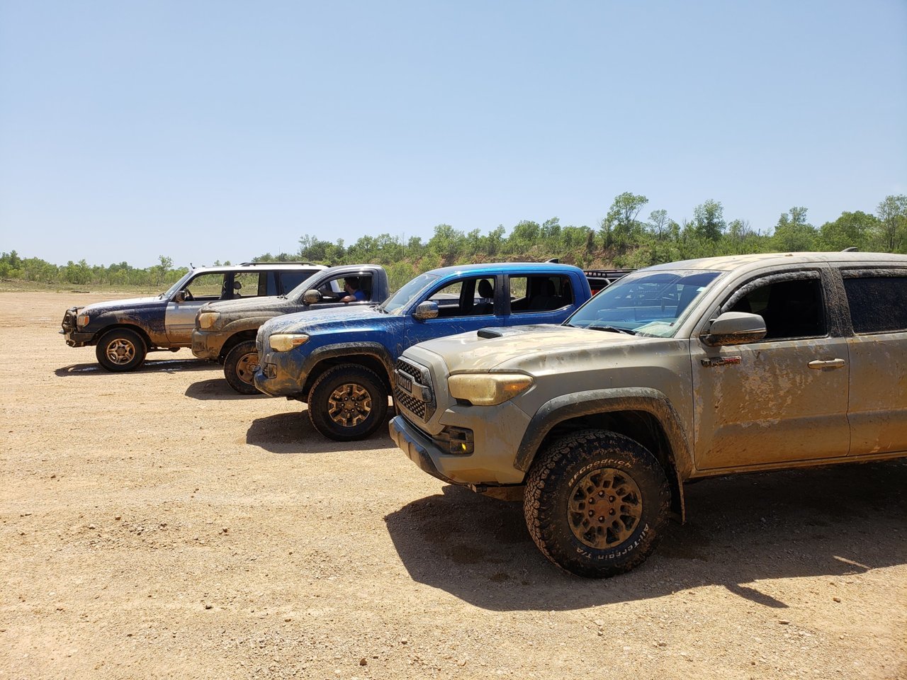 mudtrucks.jpg