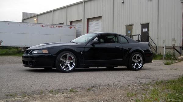 mustang-saleen-wheels_982edc635907ace2b1731514893c515994ab0258.jpg