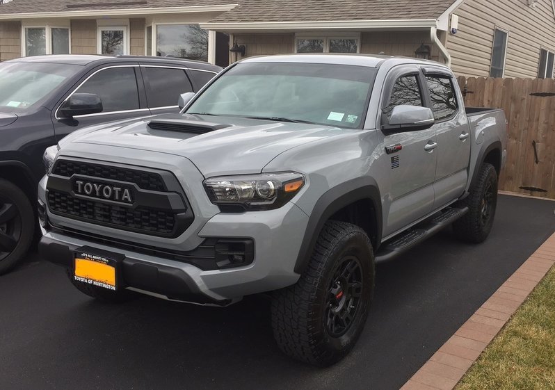 my tacoma2_LI.jpg