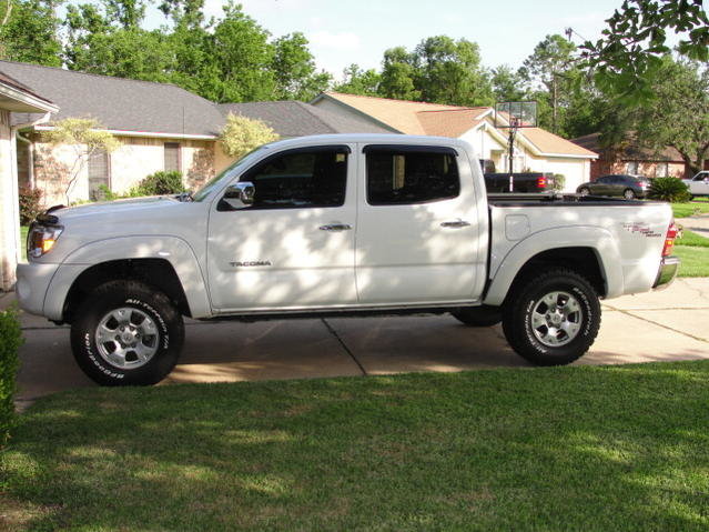 My Truck Leveled1.jpg