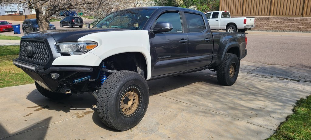 my truck side view.jpg