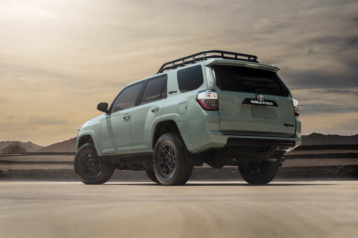 my21-trd-pro-4runner-lr-002.jpg