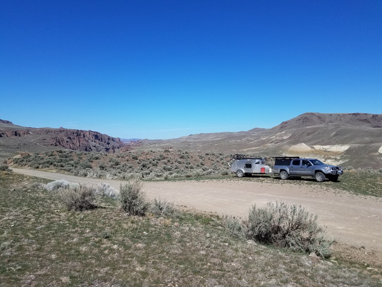 N of Leslie Gulch.jpg