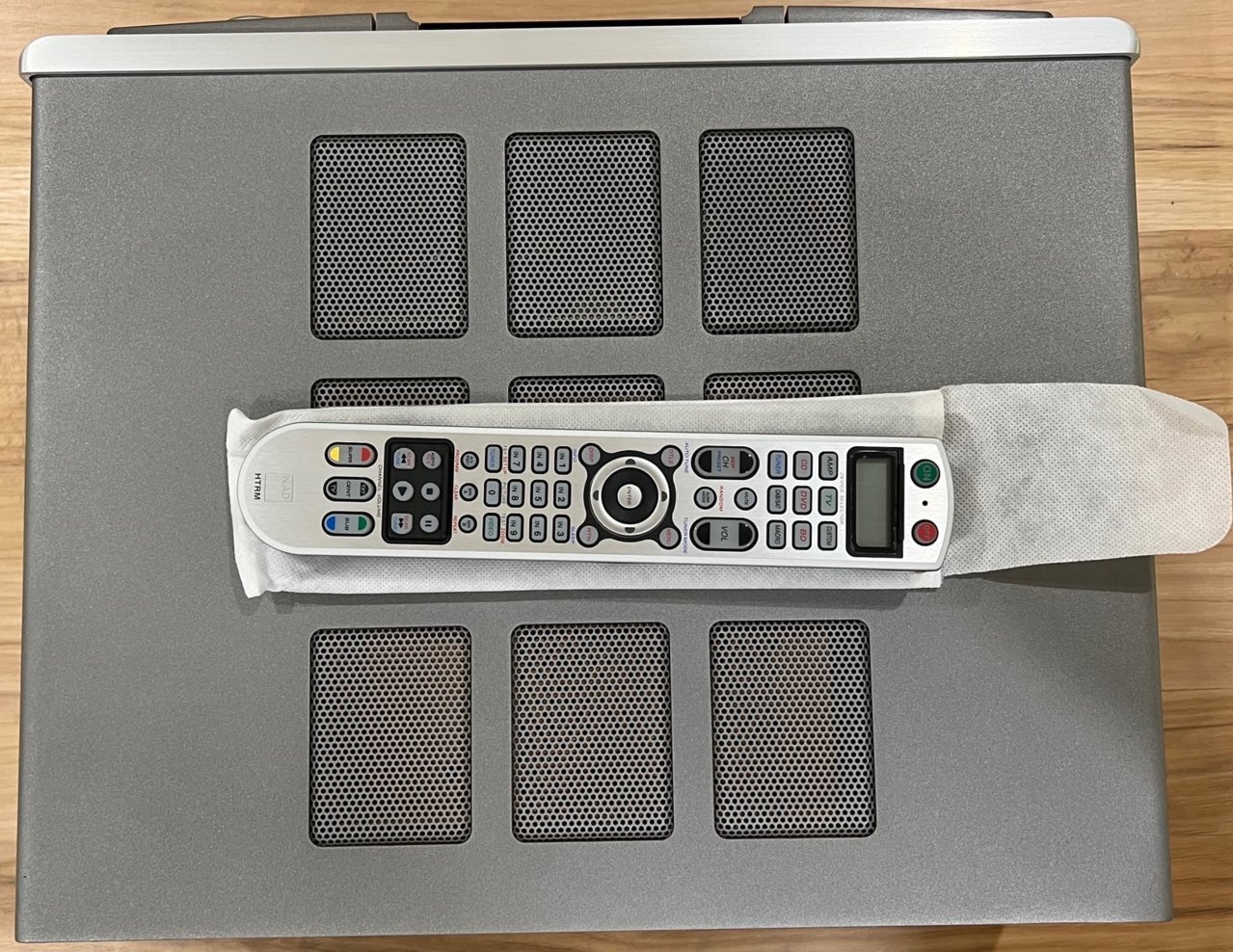 NAD M15HD top with remote.jpg