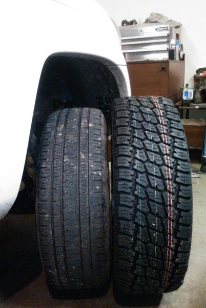 NCM_0952-tire.jpg