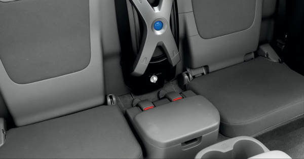 New-2010-Toyota-Tacoma-interior-view-subwoofer-and-center-storage-box.jpg