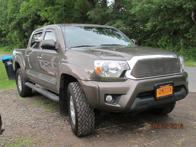 New 2012 Tacoma 003.jpg