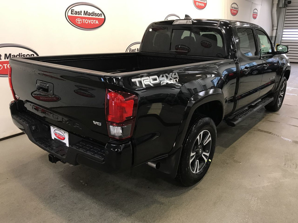 new-2018-toyota-tacoma-trdsportdoublecab6bedv64x4automatic-11144-17327075-7-1024.jpg