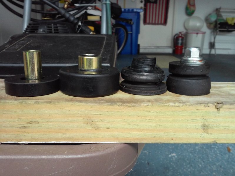 new and old bushing 2.jpg