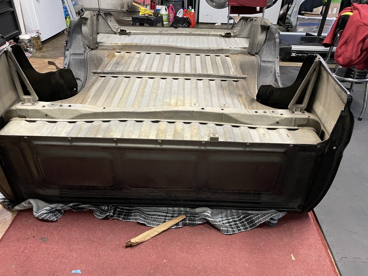 New bed under carriage.jpg