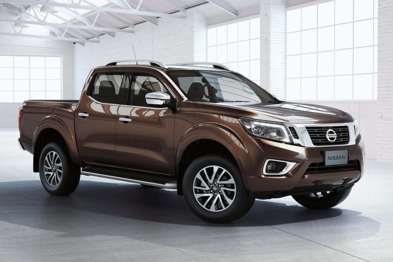 New-Nissan-Navara-2.jpg