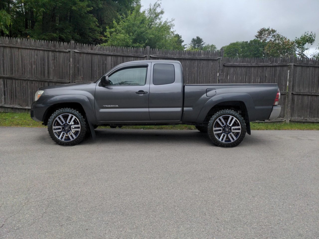 NEW_WHEELS_MGM_AC_LOOK2.jpg