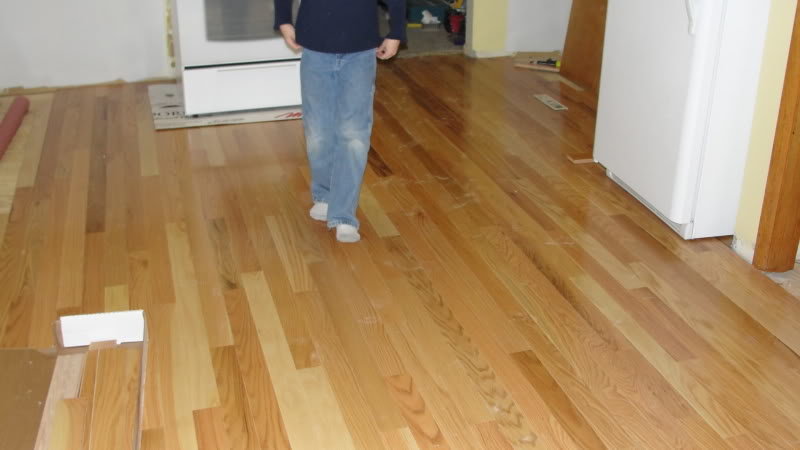 newhardwoodkitchen2_c1346a303b5ce5f7a901b835debbab82a4da0845.jpg