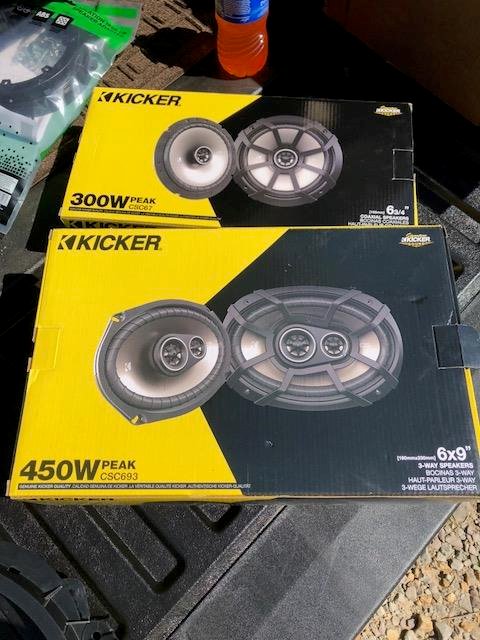 newspeakers.jpg