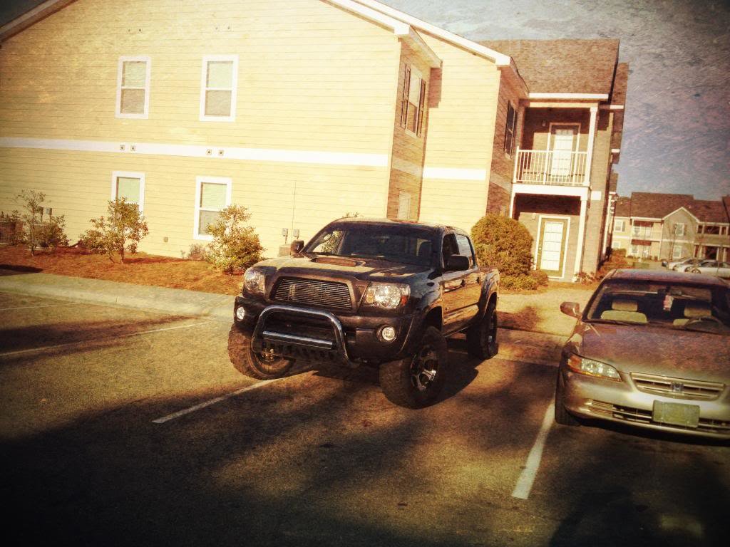 NewTires2_zps6c1ea621_42c47cdef1b4629baccefd455bb0e2e6a821278c.jpg