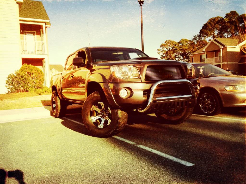 NewTires3_zps7e40b4c0_8c32f45e1a2d2cde9ac70045c9252454daf067c9.jpg