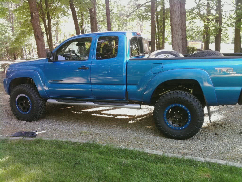 Newtires_472ddd381d690d562fcc44c36d615f41dd63e55e.jpg