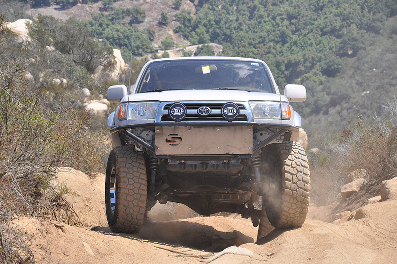 newtires_zpsda3b9d38_32f6ad6dee5cb1402a112dbee3d22b56ee17e2a2.jpg