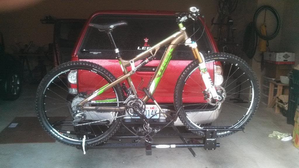 newtrek_zps20777e73_a050f11f952e0ecb6985854599d59fe71c4dbda8.jpg