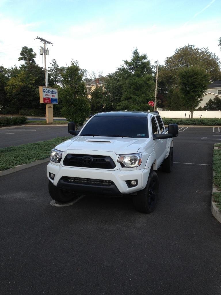 newtruckwindshield_zps4253a075_c44836c038c418b92f32011dca8fcef622f3fc5d.jpg