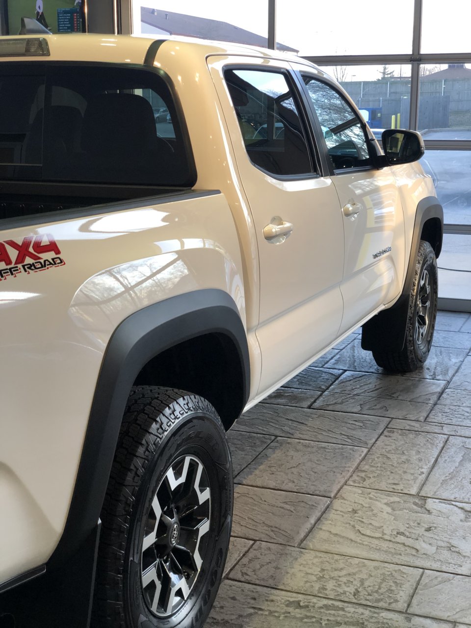 NewWhitetruck.jpg