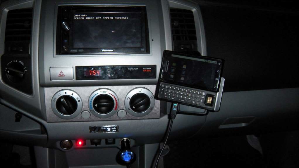 nightdisplay_5fbf68e87d42223322995c2e9c470e82cae71757.jpg