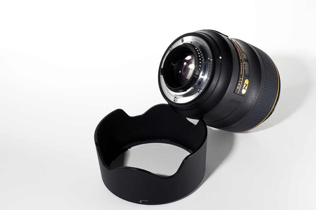 Nikon3514gback_4bc1d270648b054cfc2f43ceedfb35f8e9dab8de.jpg