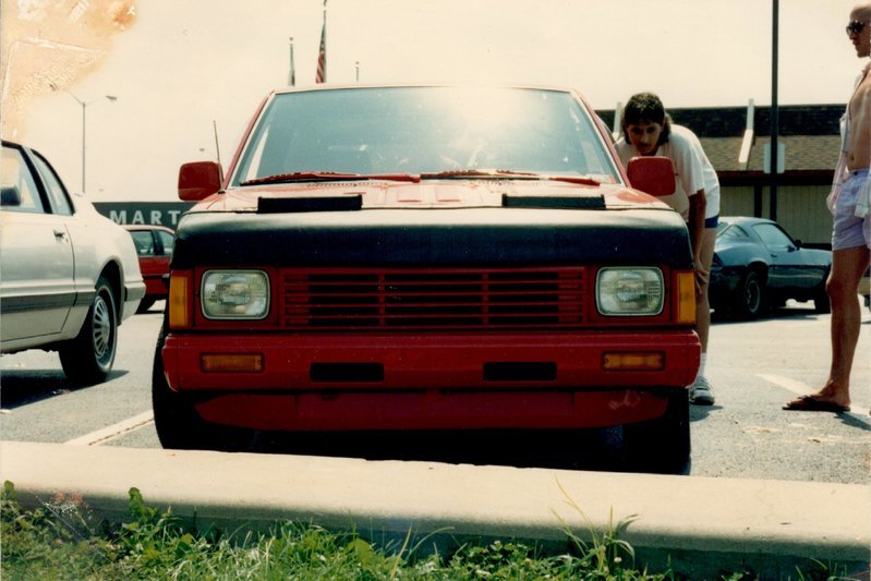 Nissan02.jpg