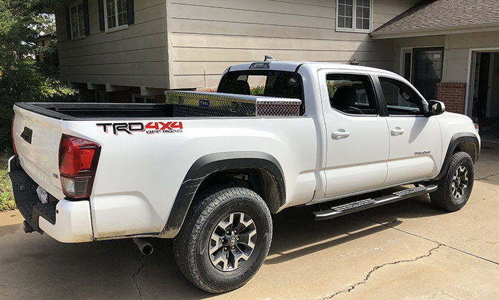 2019 toyota tacoma on sale tool box size