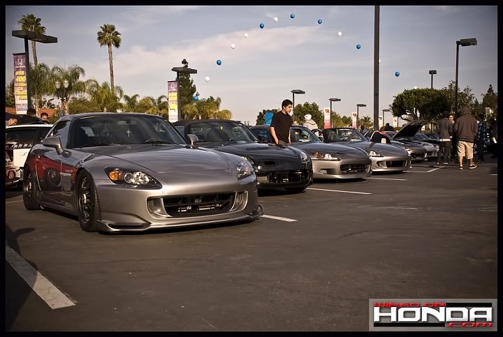 normreeves09010_f8efb856e79b76c3d437187712d05947272b15a8.jpg