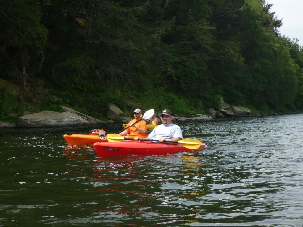 NYKayak024_1e6d6aa3036fde9f9b425ad360cd8225a032a44c.jpg