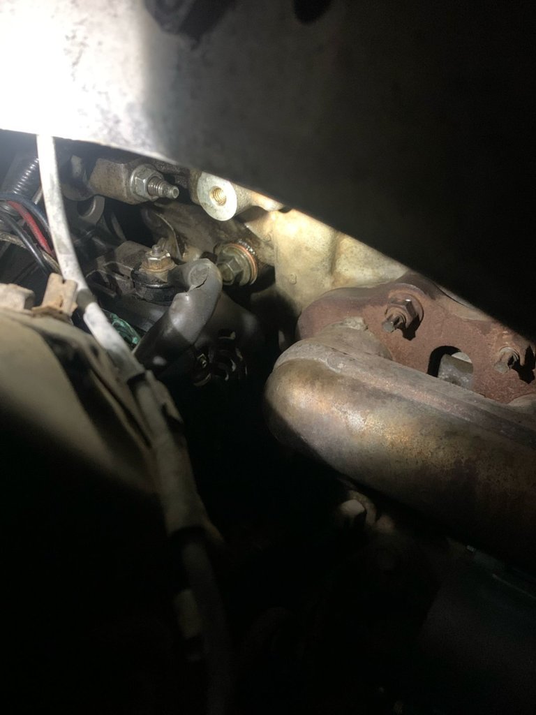 oil leak 2.jpg