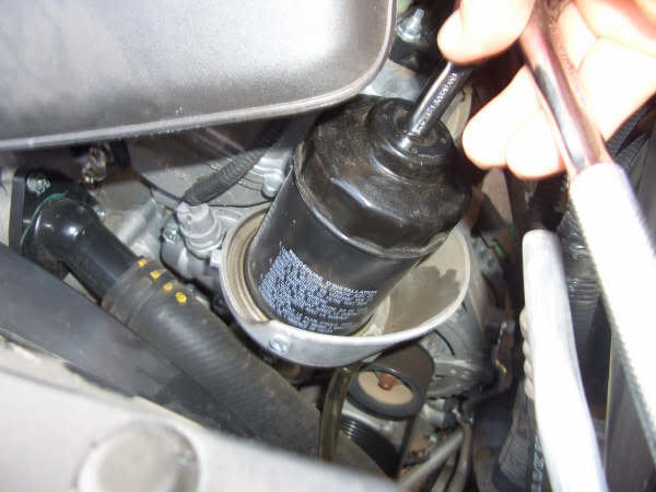 oilchange9_6b78511ee7eb318df58fd17d803fc936560d7a86.jpg