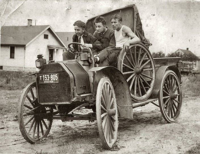 Old car.jpg
