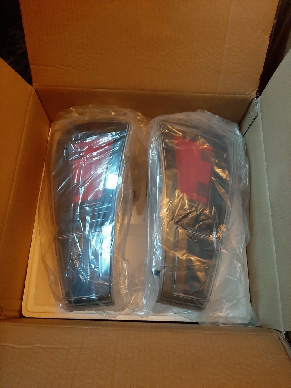 Old Tail lights1.jpg