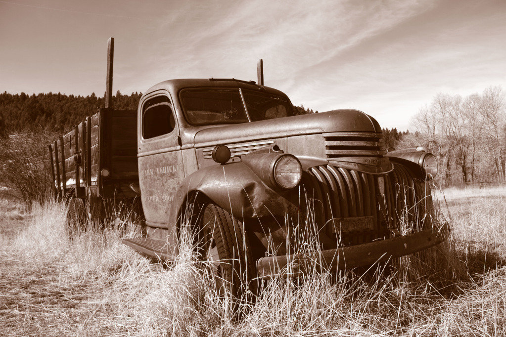 oldchevysepia_2bcec62c401f79d3dfcb5677cb103028503bb22e.jpg